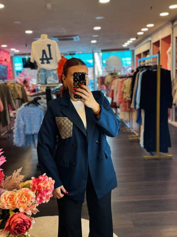 Facetune 11 04 2025 13 15 26