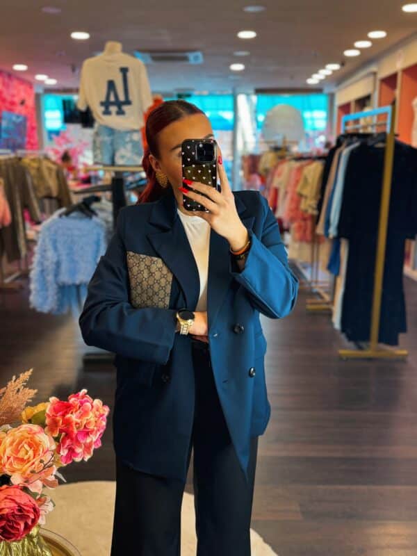 Facetune 11 04 2025 13 15 41