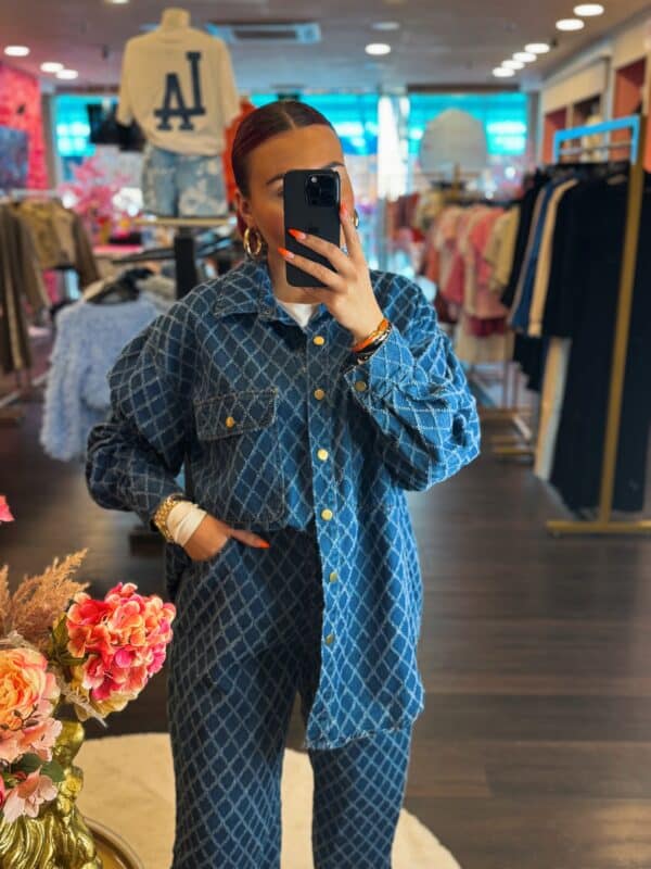 Facetune 15 04 2025 13 02 53