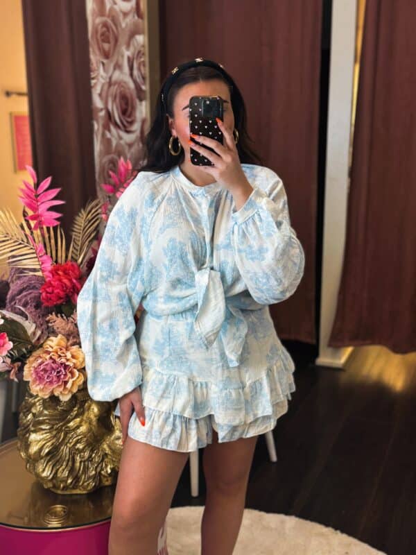 Facetune 27 04 2025 22 38 29