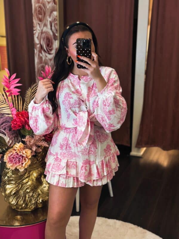 Facetune 27 04 2025 22 38 50
