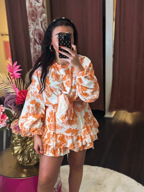 Facetune 27 04 2025 23 19 48