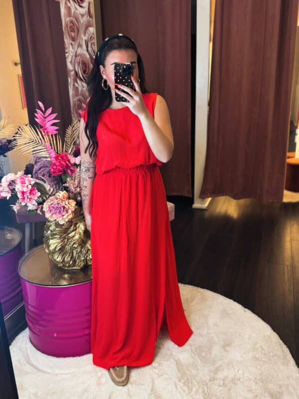 Facetune 27 04 2025 23 24 13