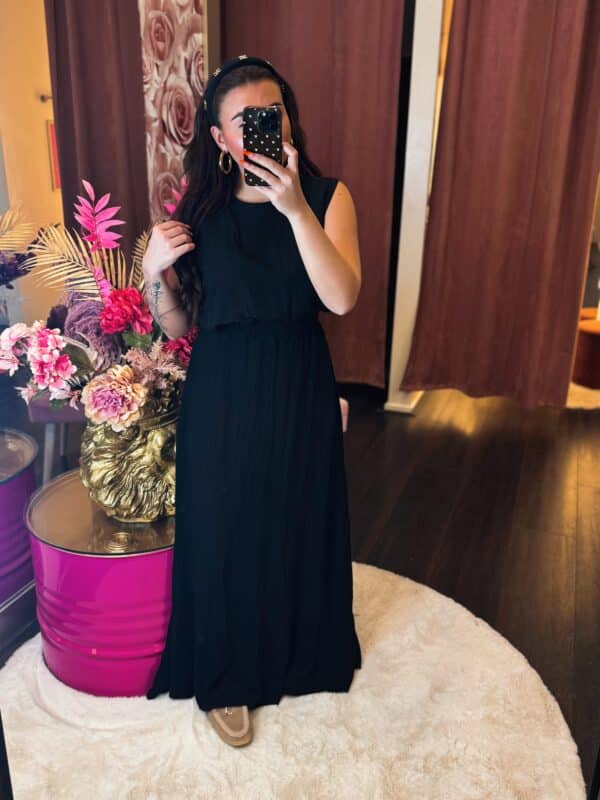Facetune 27 04 2025 23 24 26