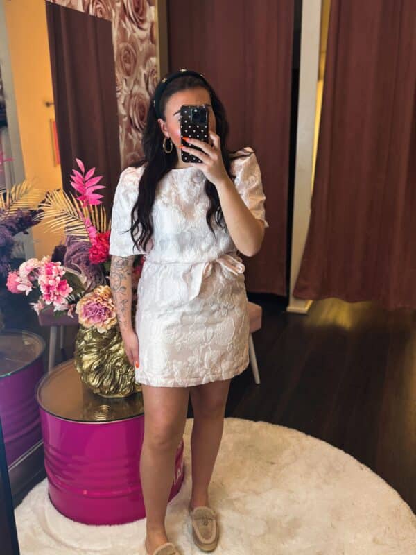 Facetune 27 04 2025 23 24 52