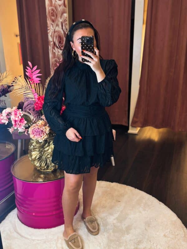 Facetune 27 04 2025 23 25 36