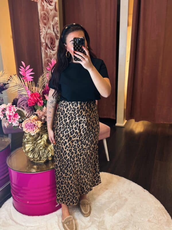 Facetune 27 04 2025 23 27 19