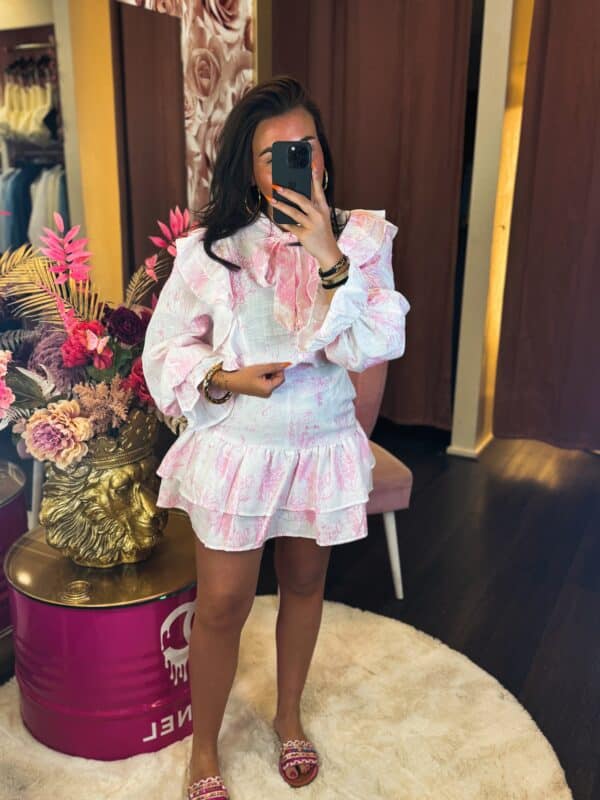 Facetune 06 05 2025 14 21 37