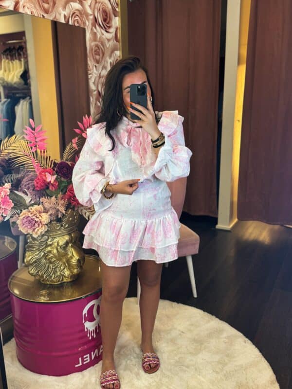 Facetune 06 05 2025 14 22 16