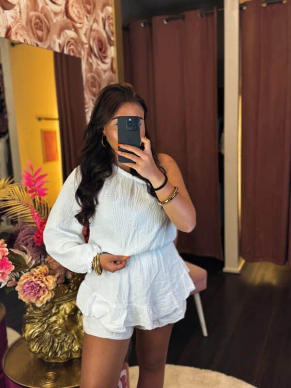 Facetune 09 05 2025 14 32 12