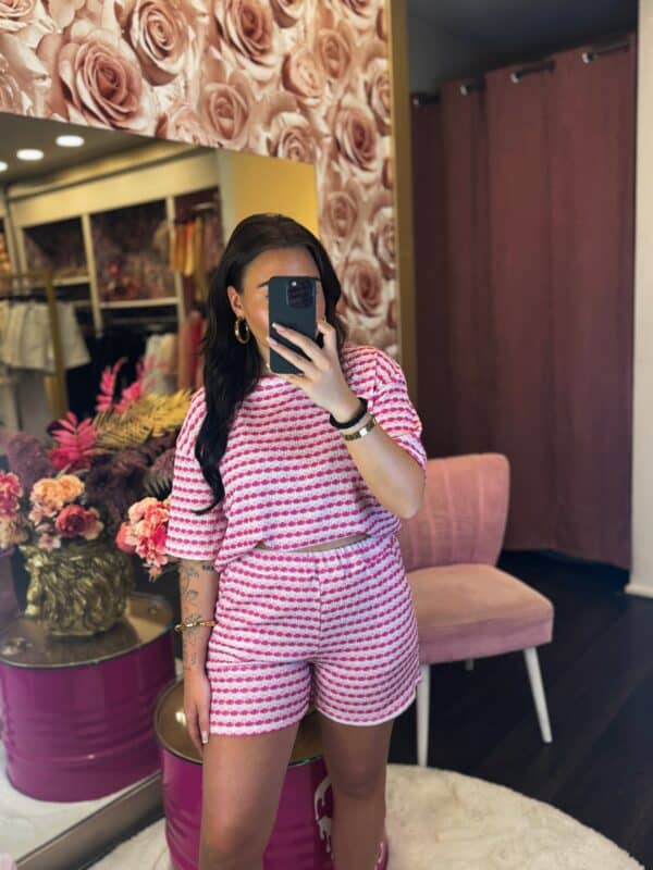 Facetune 04 06 2025 15 05 18