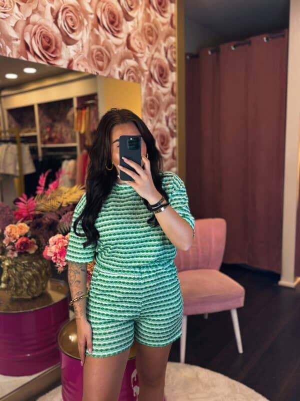 Facetune 04 06 2025 15 05 52