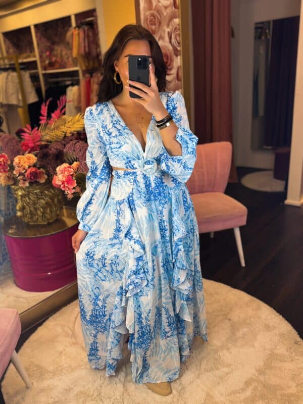 Facetune 04 06 2025 15 10 25