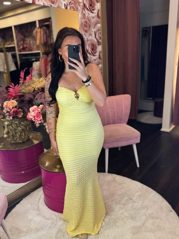 Facetune 04 06 2025 15 13 28
