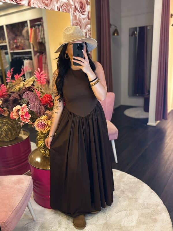 Facetune 11 06 2025 13 22 13