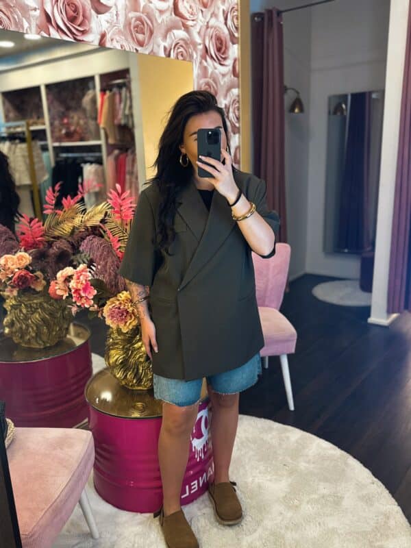 Facetune 11 06 2025 13 22 52