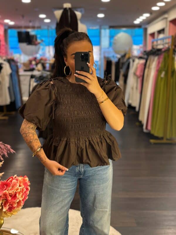 Facetune 18 07 2025 11 06 16