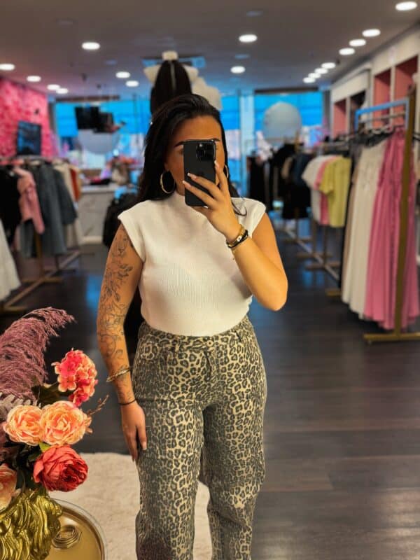 Facetune 25 07 2025 13 54 32