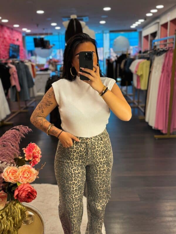Facetune 25 07 2025 13 54 45