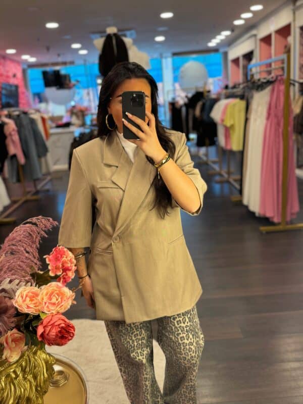 Facetune 25 07 2025 13 55 03