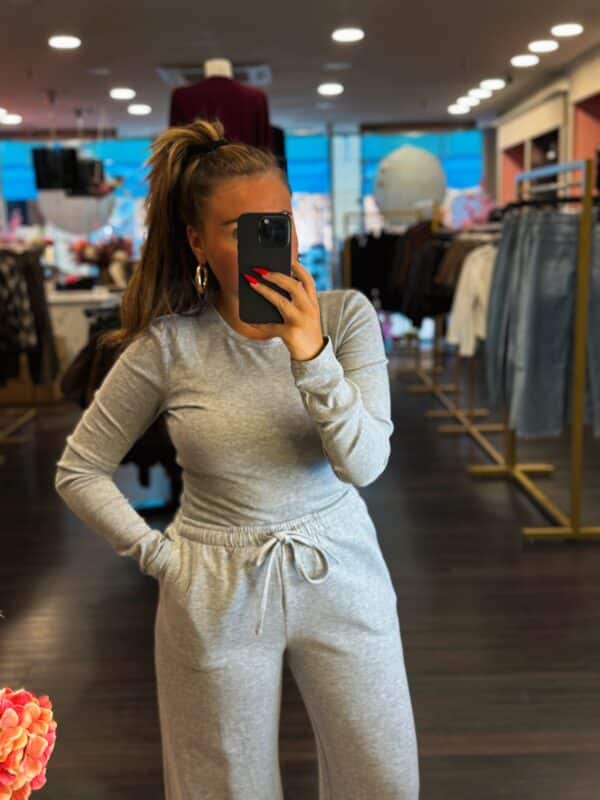 Facetune 17 09 2025 17 43 01