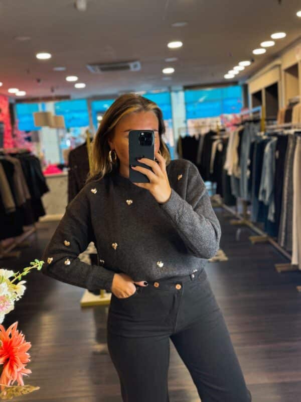 Facetune 30 09 2025 18 34 34