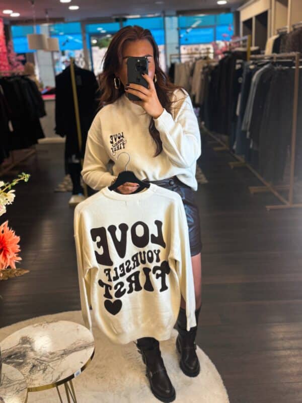 Facetune 09 10 2025 17 41 03