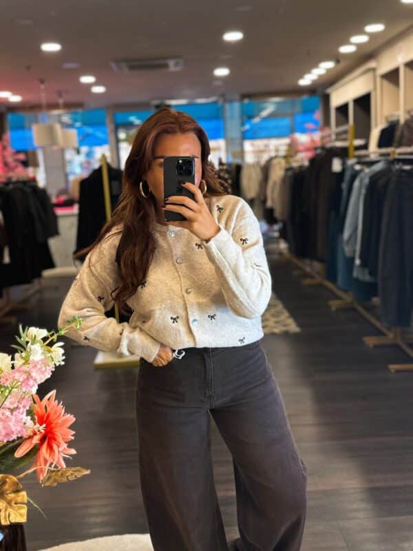 Facetune 09 10 2025 17 53 06