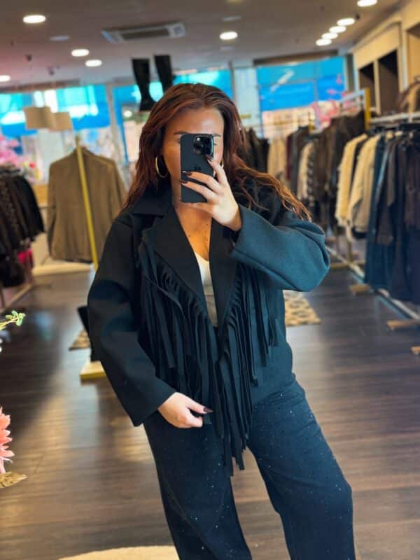 Facetune 16 10 2025 19 06 36
