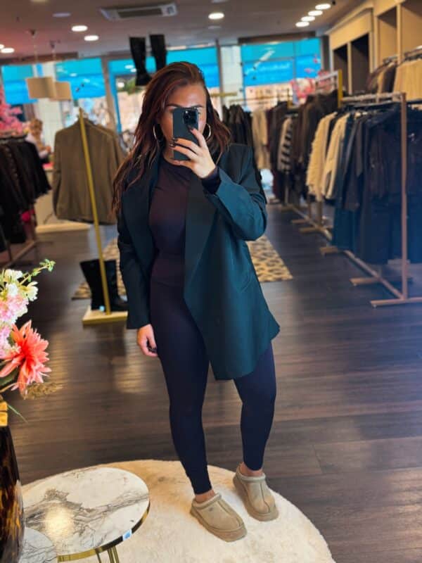 Facetune 16 10 2025 19 23 23