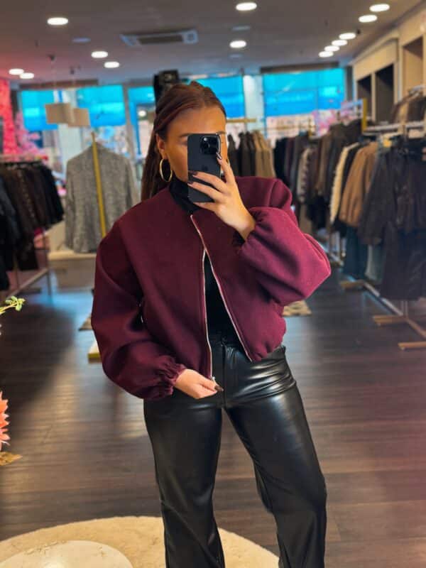 Facetune 22 10 2025 16 11 36