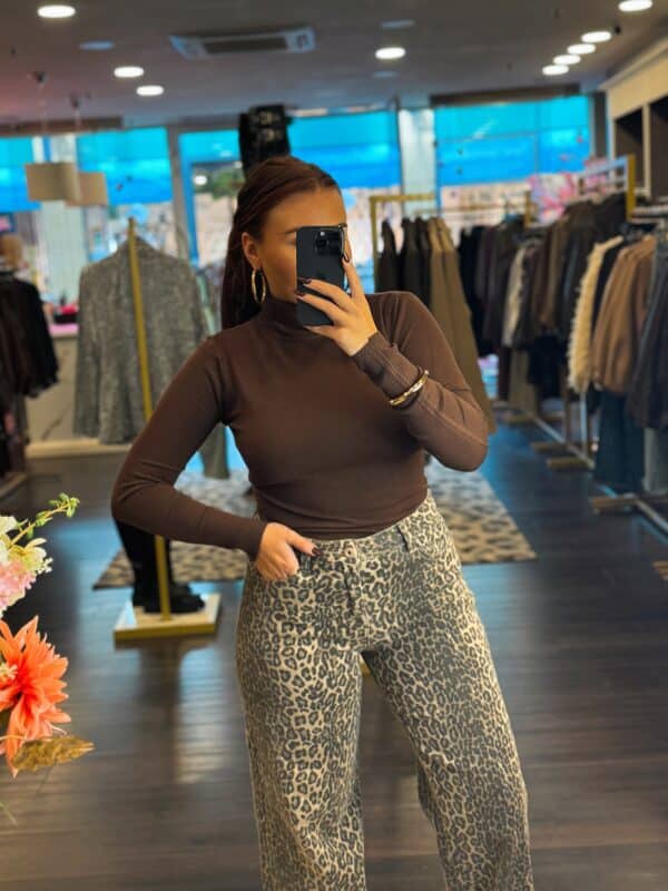 Facetune 22 10 2025 16 18 57
