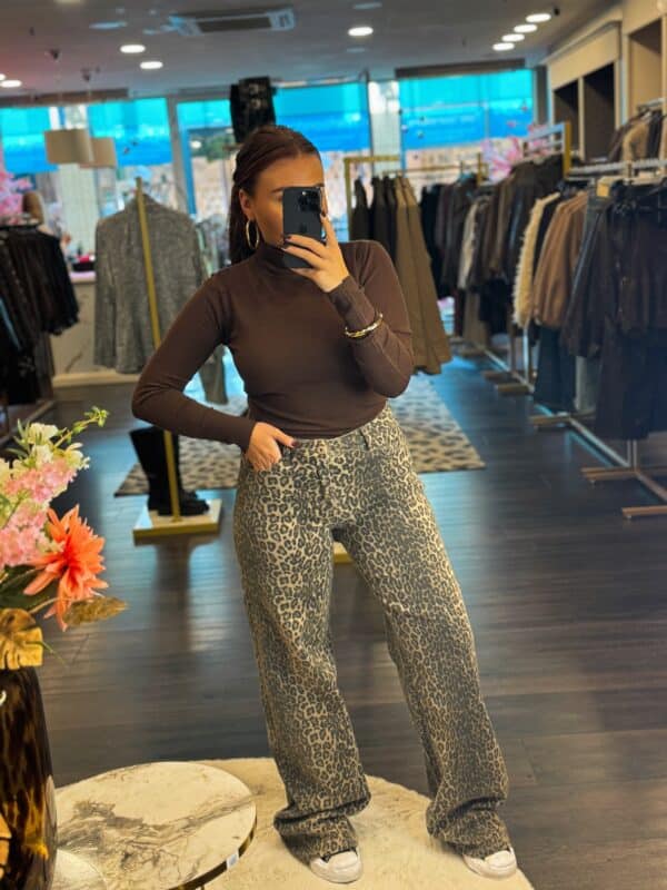 Facetune 22 10 2025 16 19 10