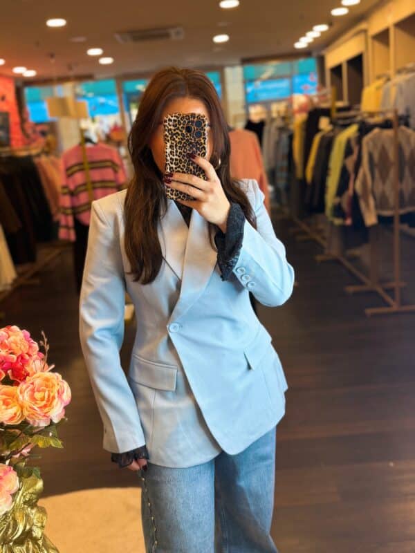 Facetune 28 01 2026 15 04 00