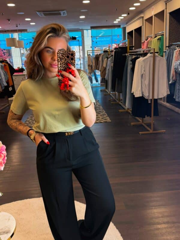 Facetune 24 03 2026 16 03 13