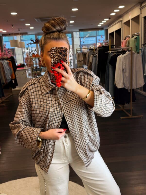 Facetune 24 03 2026 16 14 57