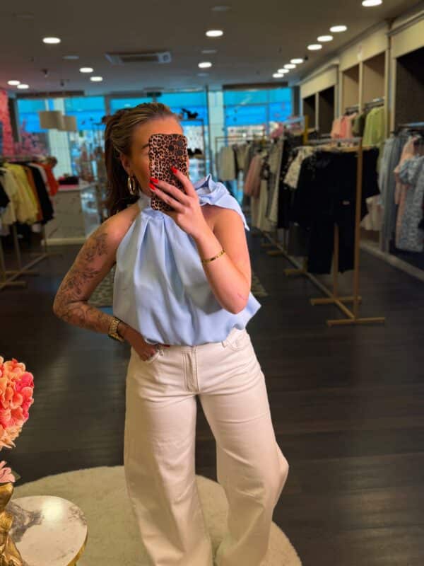 Facetune 09 04 2026 18 48 23