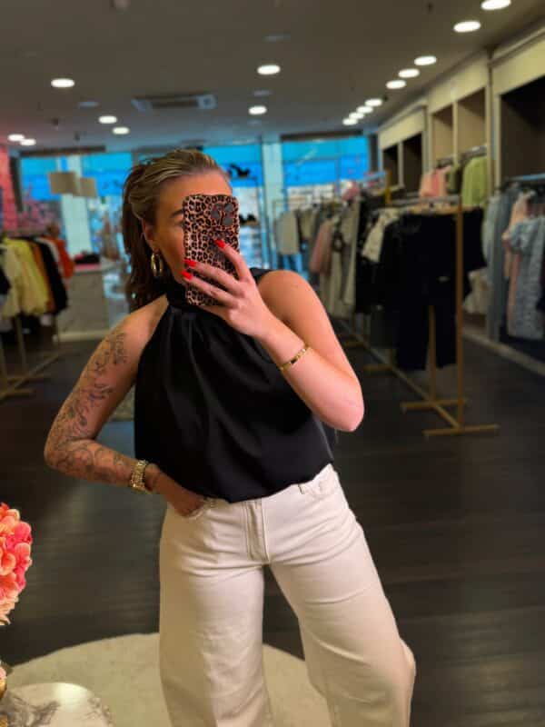 Facetune 09 04 2026 18 48 44