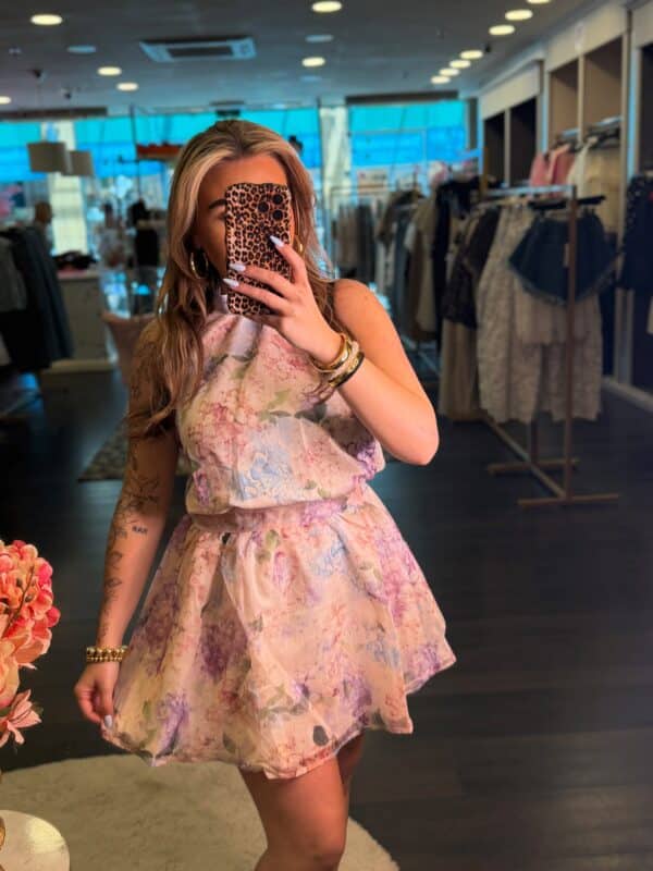Facetune 12 05 2026 18 26 07