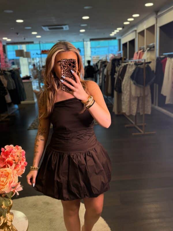 Facetune 12 05 2026 18 27 19