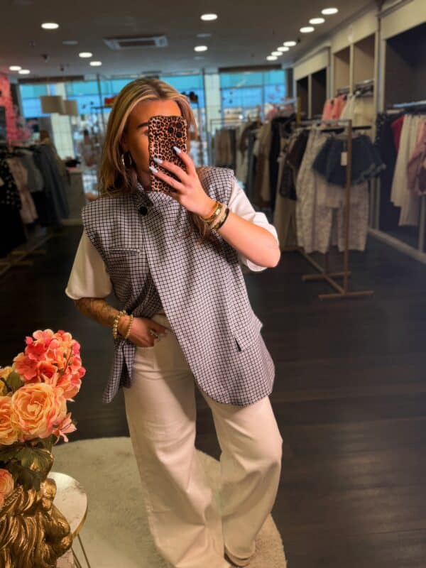 Facetune 12 05 2026 18 28 35